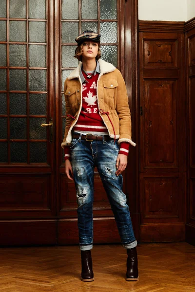 Look 48